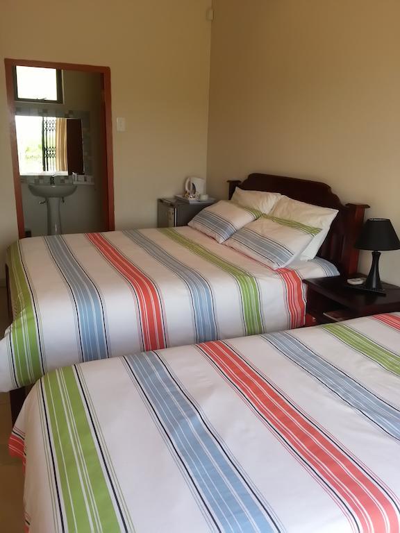 פיטרמריצברג Ekhaya Lodge חדר תמונה