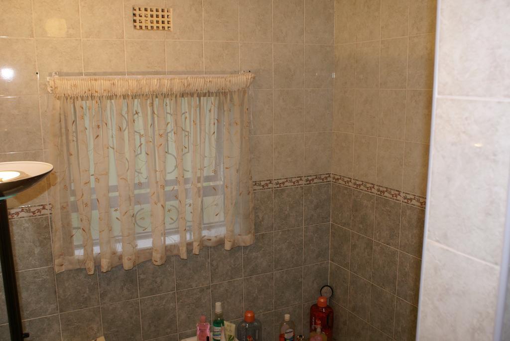 פיטרמריצברג Ekhaya Lodge חדר תמונה